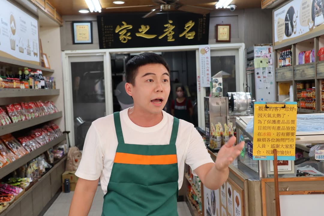 每年關聖帝君的生日，大溪熱熱鬧鬧的，過第二個年。有些大溪人，第一個過年沒辦法回家，但第二個過年...